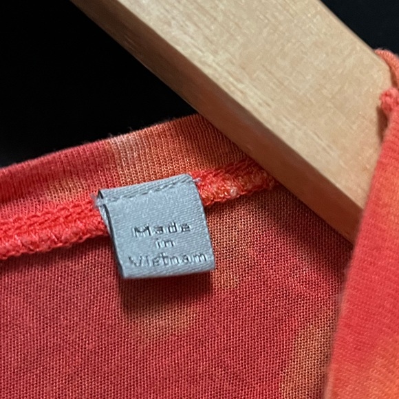 Bella Luxx Custom Bleached Dyed Tee. 🌵Small - Picture 6 of 6